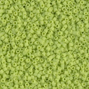 MIYUKI Delica 11/0 DB-0763. Цвет: непрозрачный св зеленый матовый (Opaque Chartreuse Matted)